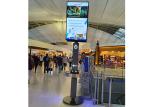 Airport 55 Inch LVDS 8 Bit Digital Signage LCD Display With Phone Charger