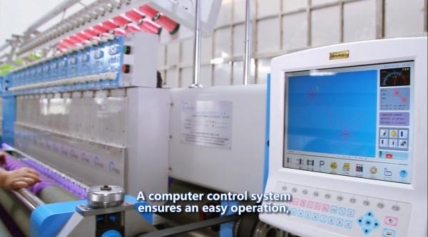Professional Embroidery Quilting Machine , Easy Stitch Sewing Machine For
