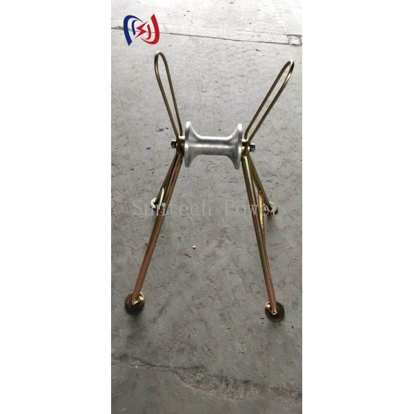 Heavy Duty Steel Pipe Elevated Cable Roller 5KN Load Capacity