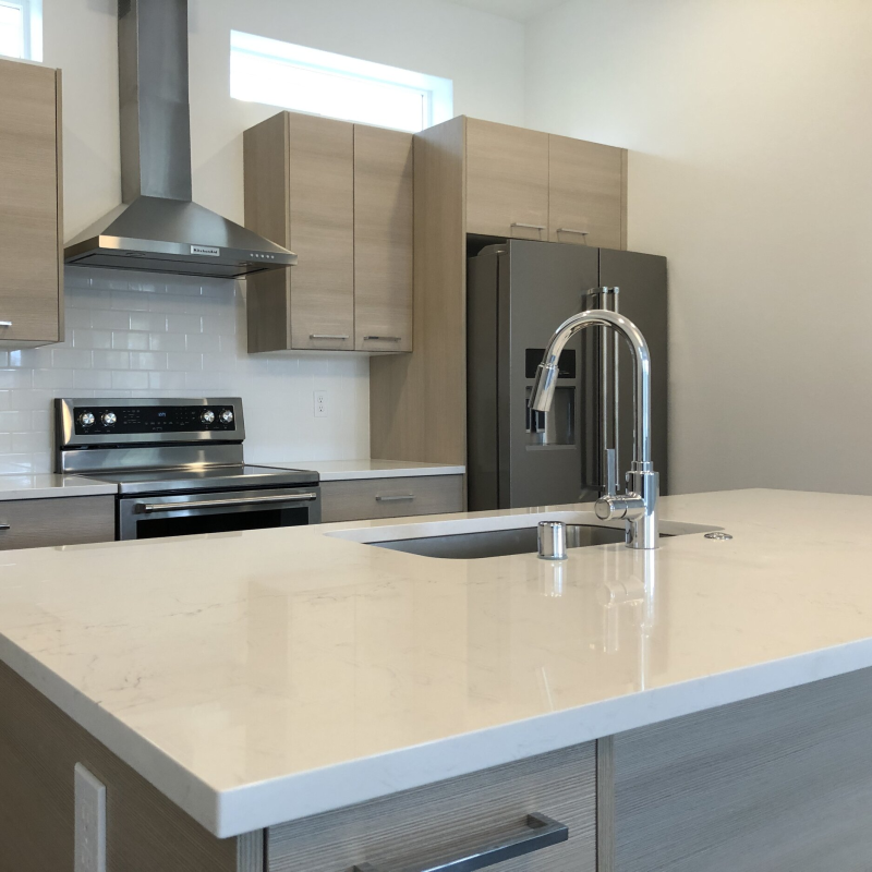 High End Customized Kitchen Cabinet Modern Design Island Smart Wood Kitchen Cabinets