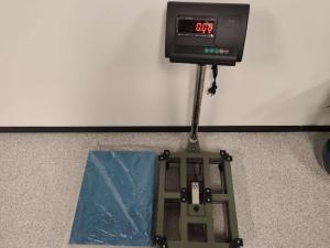 Wholesale 300 X400mm Electronic Bench Platform Scale Carbon Steel Overload Protection 100kg Capacity from china suppliers