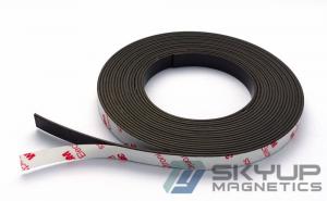 China Flexible Magnetic Sheet Rubberized Magnets with Lamination of Black / brown Adhesive Ndfeb Strip Flexible Rubber Magnets on sale