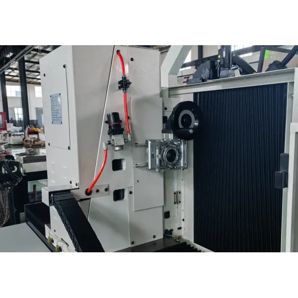 Radial Runout Control PCD Tool Sharpening Machine for Chamfering Tool Edge Formation