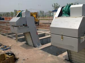 Wholesale Mechanical rotary bar screen for industrial waste water treatment from china suppliers