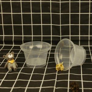 Wholesale 160ml 5.5oz transparent ice cream mousse plastic dessert cups with dome lids for wedding dessert decoration from china suppliers