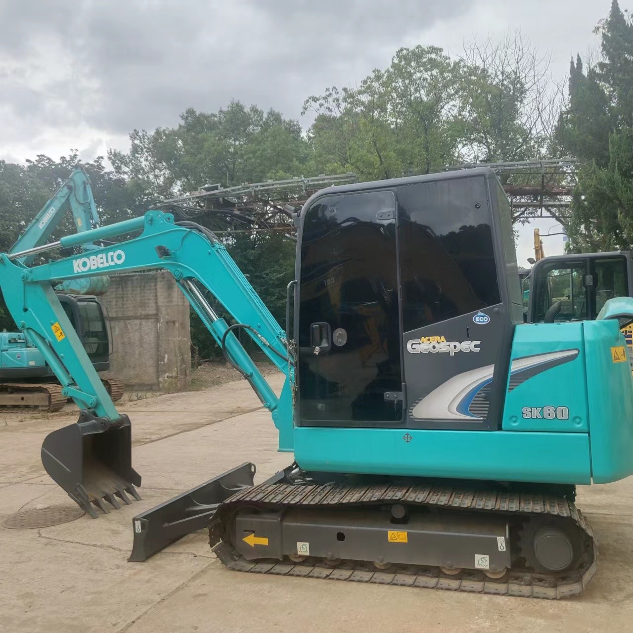 Used Kobelco excavator SK60-C Crawler Excavator with Preferential Prices