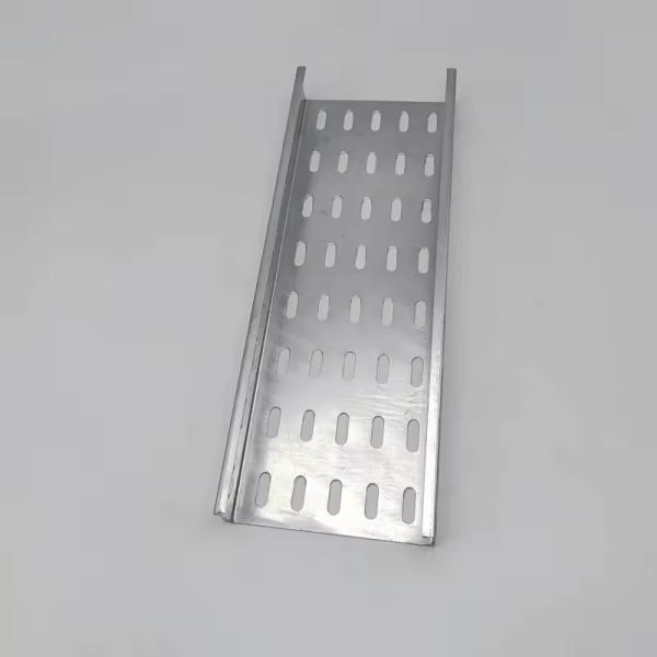 Corrosion Resistant Silver Extrusion Cable Tray Wall Or Floor Mountable For Easy