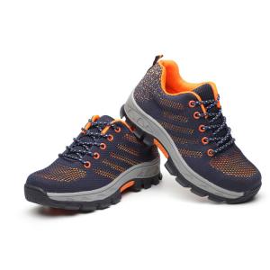 Wholesale Flying Weave Practical Work Shoes Comfortable Safety Shoes Men'S Work Boots Anti Smashing from china suppliers