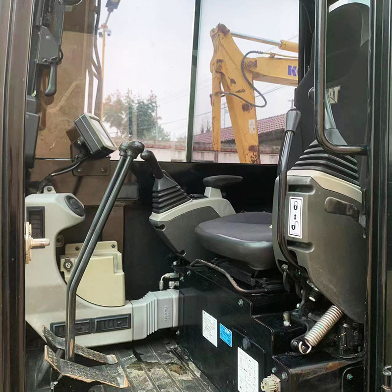 Used Caterpillar 305.5E Crawler Excavator 0.22m³ Bucket Capacity 34kw Rated Power