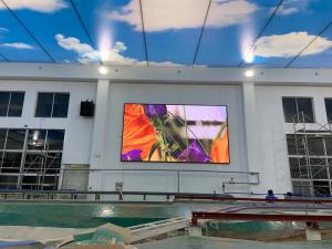 China P8 Outdoor LED Screen Rainproof Full Color Curtain electronic wall display on sale