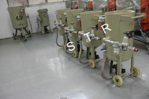 Wholesale Industrial Dry Portable Grit Blasting Equipment For Removal Rust On Car Paint from china suppliers