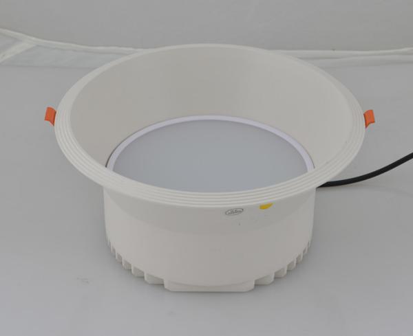 SAMSUNG or SANAN LEDs ADC12 Die-cast Aluminum0-10V dimmable and DALI dimmable