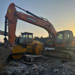 Used Doosan Digger DX220 Secondhand 22ton Medium Type Crawler Excavator
