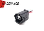 7283-8220-30 Yazaki 2 Pin Female PBT Connector Wire Harness For Toyota 90980