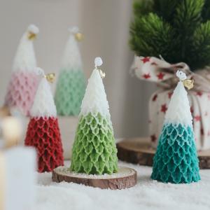 China AROMA HOME Wholesale Luxury Christmas Tree Shape Novelty Soy Wax Scented Candle on sale