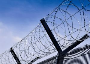 China Y Shape Prison Galvanized Anti Climb Fence With Razor Wire on sale