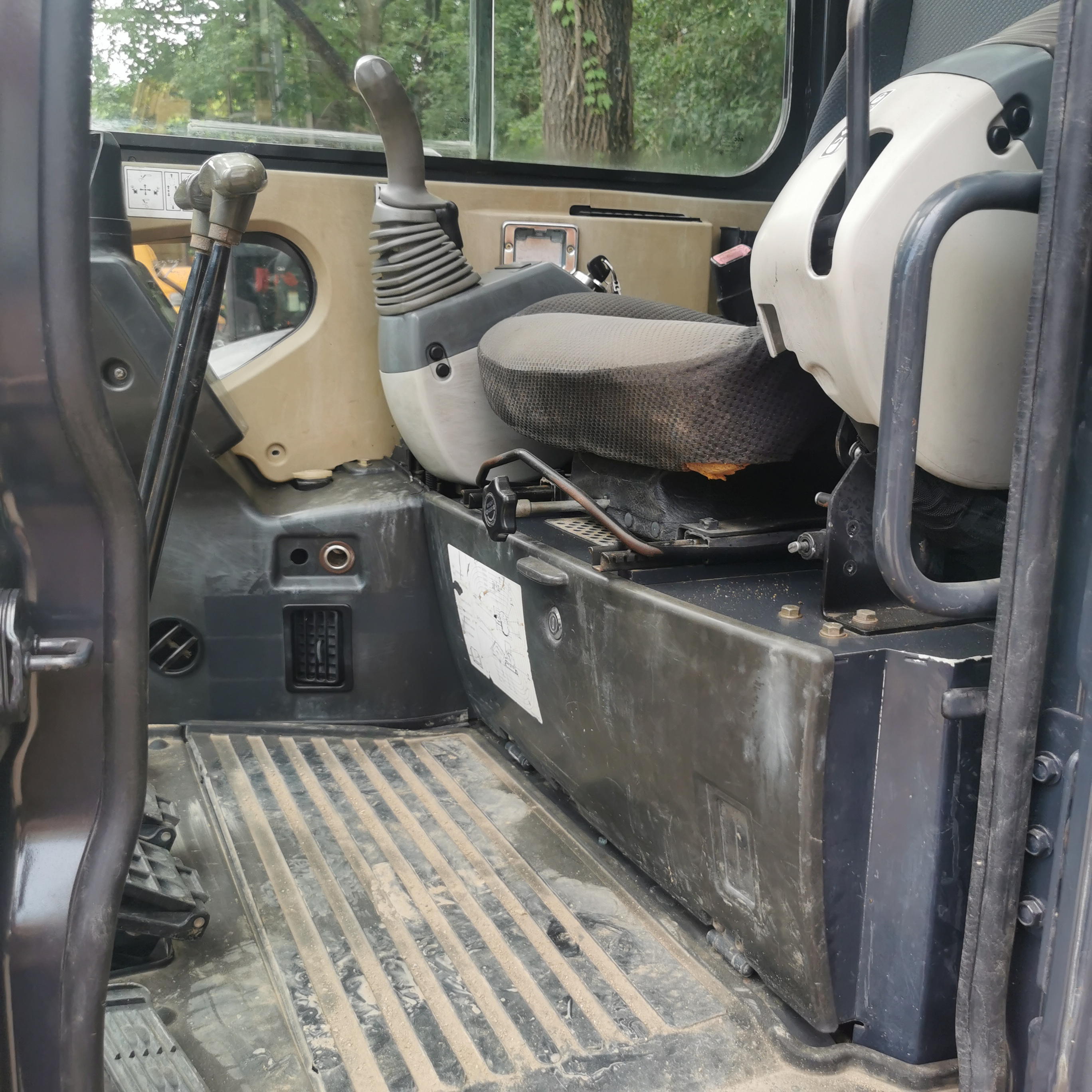 5 Ton Original Japan Used Hitachi ZX50U Mini Excavator Year 2018 Operating Weight
