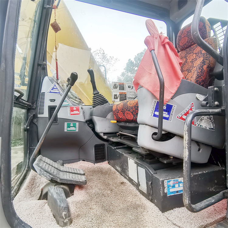 13400 KG Used Komatsu PC138 Excavator Made in Japan with Original Hydraulic Pump