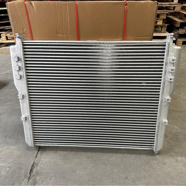 Truck Intercooler DZ9X25953100 HOWO Truck Parts Shacman X6000
