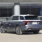 Chinese Electric Vehicle New Energy Electric Motors Car Automobile Hongqi Ehs9