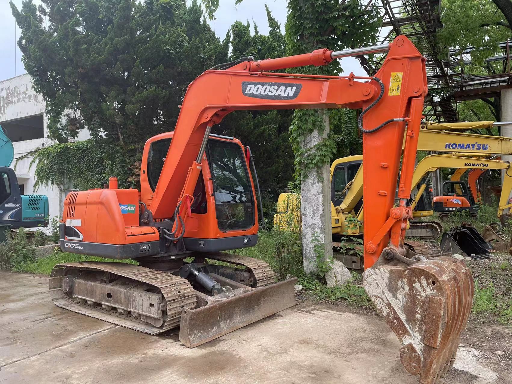 Doosan DX75-9C Second Hand Mini Excavator 2017 Year Visibility And Safety