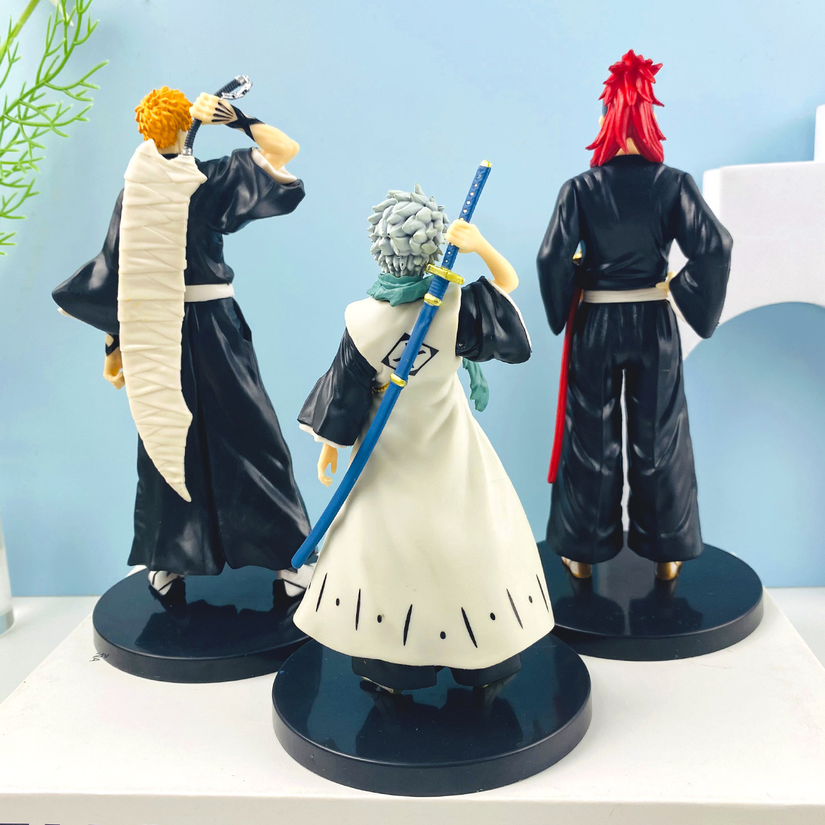 PVC Bleach Anime Shinigami Figures Toshiro HItsugaya Kurosaki Ichigo Theme Movie TV