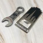 Souvenir Magnetic Metal Wine Opener With Wooden Handle Kitchen Bar Rest Room