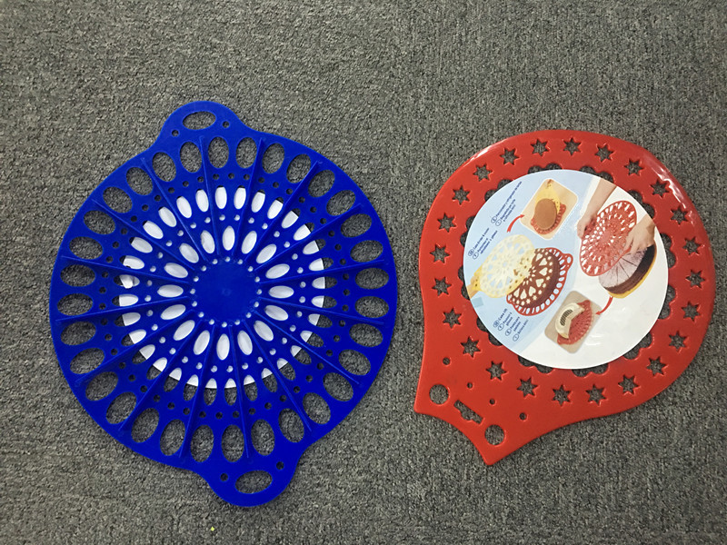 ROHS Non Slip Kitchen Baking Tools Cookie Cutters Shockproof Custom Colors