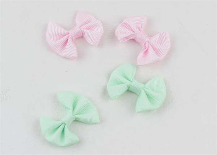 Handmade Christmas Ribbon Bows For Gifts , Pretty Ribbon Bows
