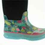 Anti Slip 35EU Neoprene Waterproof Rain Boots With Leaf Printed