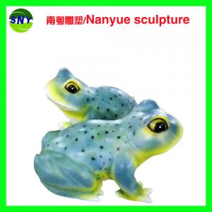Wholesale customize size animal fiberglass statue large frog model as decoration statue in garden /square / shop/ mall from china suppliers