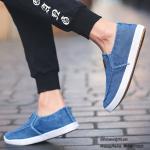 Simple Design Slip-on Canvas Men Shoes Male Students Casual Shoes
