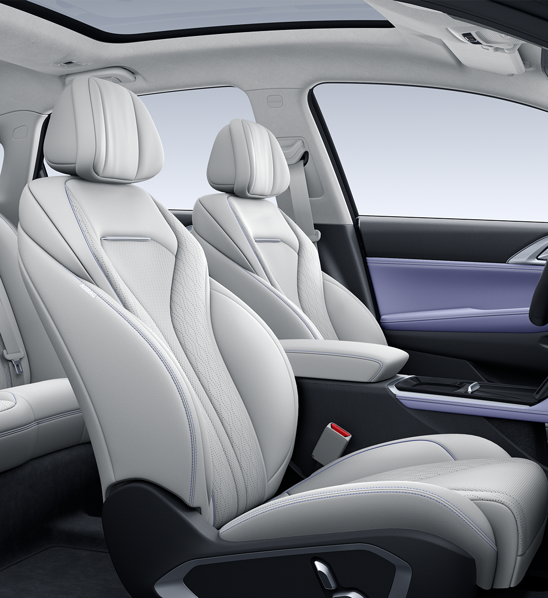 Left Steering 5-seater Electric Car Xpeng P5 with 13.3 kWh/100km Electricity Consumption and Multifunctional Design