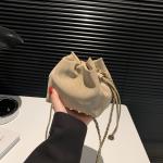​2024 NEW FASHION NICHE DESIGN SPRING/SUMMER CROSSBODY BAG SENIOR SENSE PLEATED