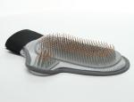 Eco - Friendly Pet Grooming Glove PVC And Mesh Cloth Material Easy Cleaning