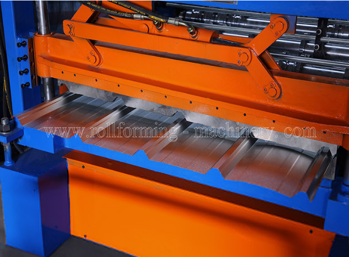 20m/min Thickness 0.55mm GI Roof Panel Roll Forming Machine