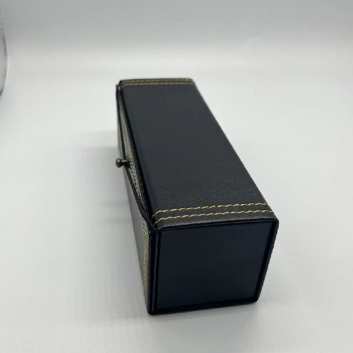 Mutispandex Square Metal Eyeglass Case Hard Folding With Embossed Printing