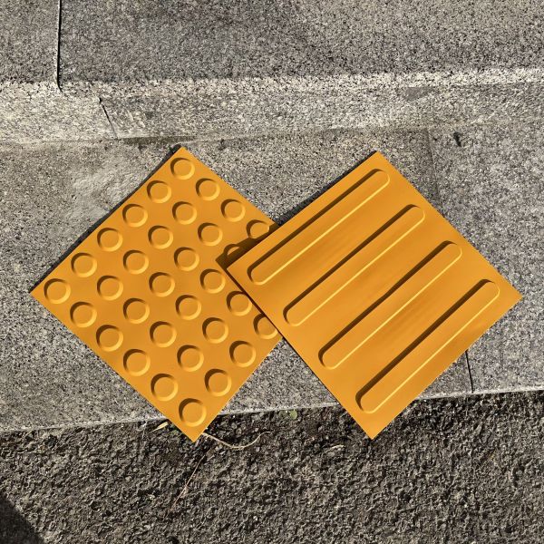 280x35mm ABS TPU Road Stud Stip Anti-slip Road Tactile Strips Tiles Plastic Tactile Indicator Tiles Adhesive/without Adhesive