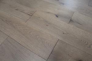 Wholesale 7.5&quot; Light Brown Oak Engineered Hardwood Flooring To Canada， Clover Color from china suppliers