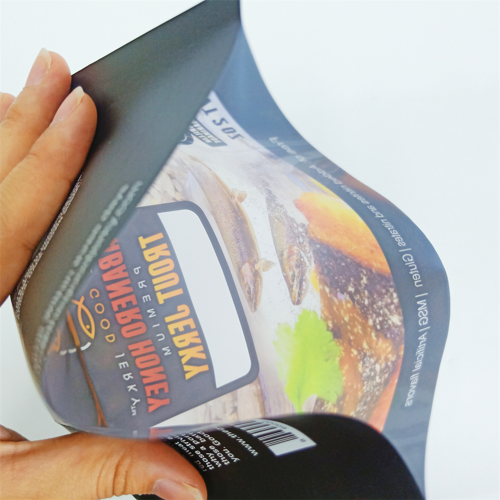 Custom Logo Food Grade Mylar 3 Side Seal Food Bag Metalized Zipper Bag With Round Hole For Jerky