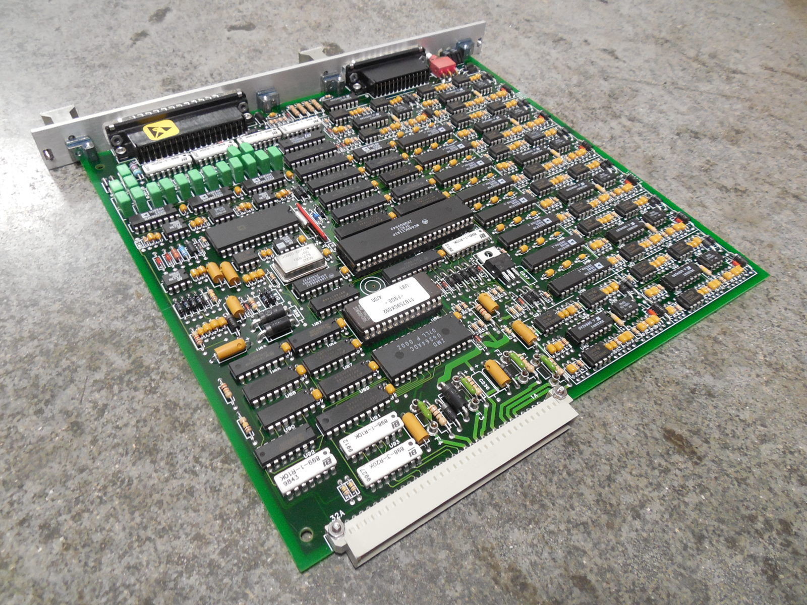 CL6821X1-A6 12P0663X032 AB Brand New Industrial Servo Drives