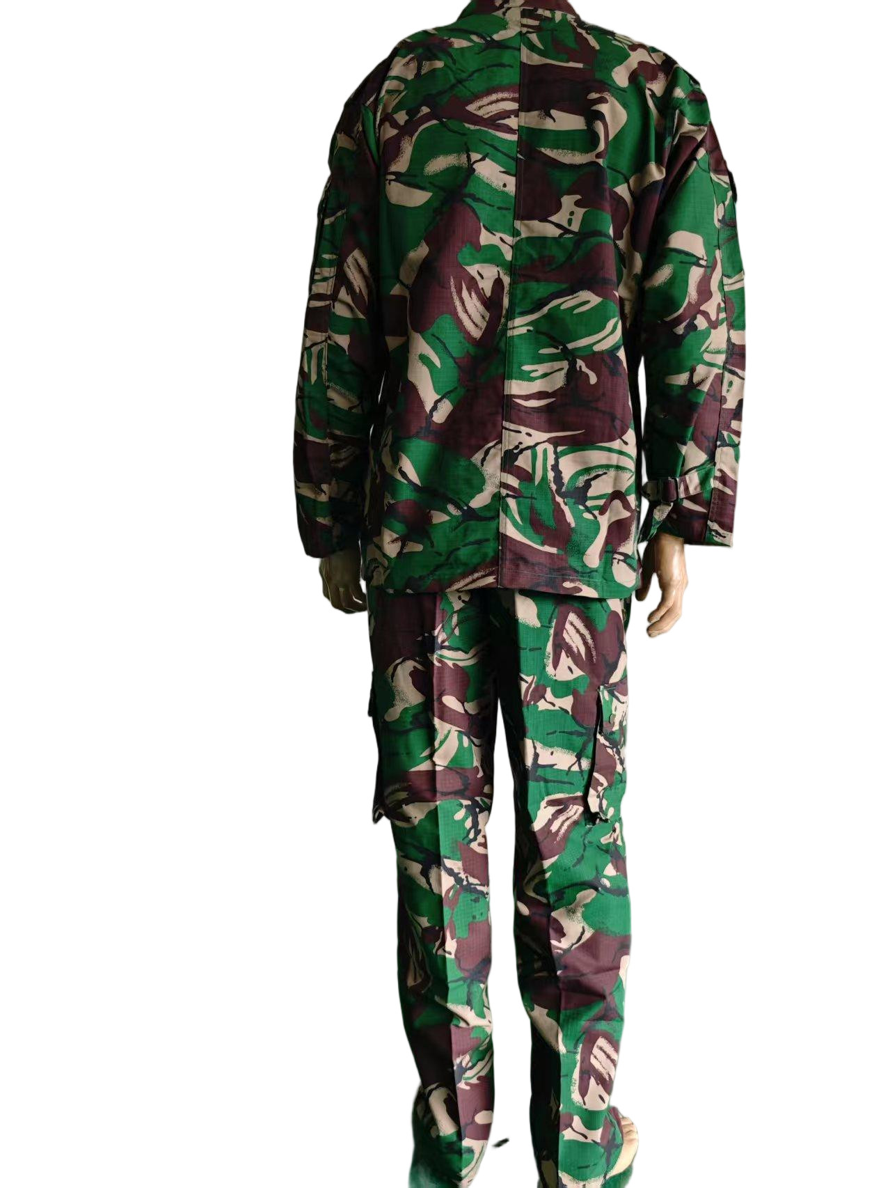 Tactical Forest Combat Uniform Woodland Camo With MOLLE and IR Reduction For Gabon