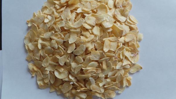 Dehydrated Garlic Flakes