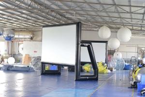 China Blow Up Projector Screen Outdoor Airtight PVC  Tarpaulin Inflatable Cinema Screen on sale