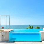 High Transparency Clear Acrylic Swimming Pool for Family Versatile Building