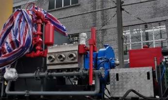 HTB250 Light Weight Oilfield Vehicle Pump With Flow Rate 13-80m³/H @ Pressure 10
