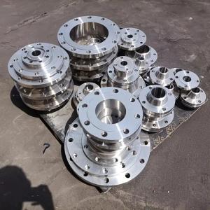 China Ss304 Ss316L Pipe Fitting Stainless Steel Welding Neck Pipe And Flanges Plate on sale