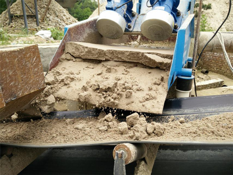 Concrete Sand Sieving Machine Wear - Resistant Equipped With Rubber Spring