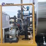 HOWO 4X2 Road Construction Trailer Asphalt Distributor Truck With Spray Bar For