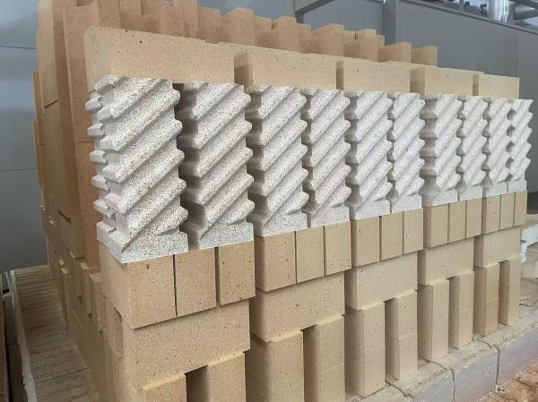 75-85% Al2O3 Content Alumina-Chrome-Zr Brick for High Alumina Chrome Zircon